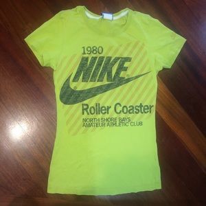 Nike lime green T-shirt in size XS🍭